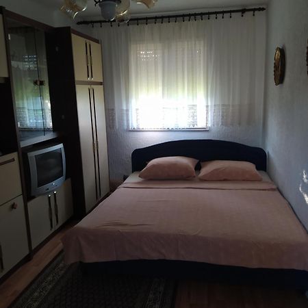 Oaza Mira Porodicna Kuca Za Opustanje Villa Apatin Esterno foto